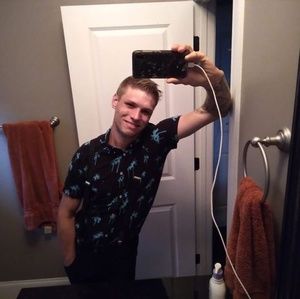 Meet your Posher, Dillon